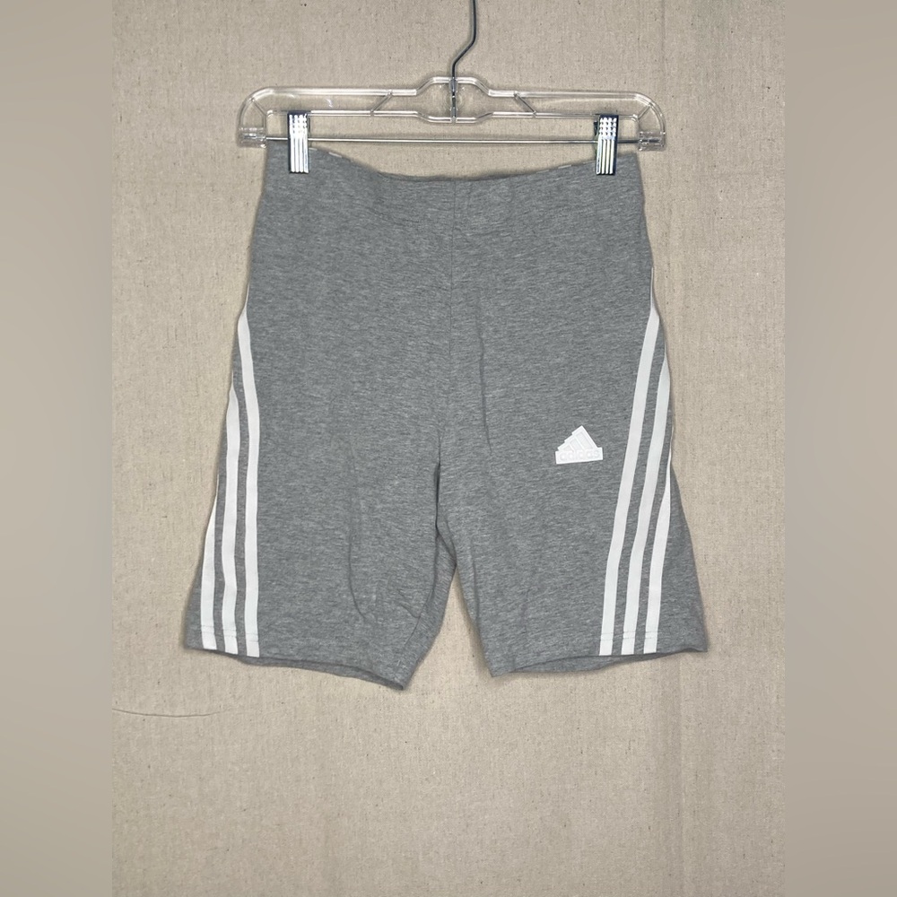 Adidas Biker Shorts Size Medium